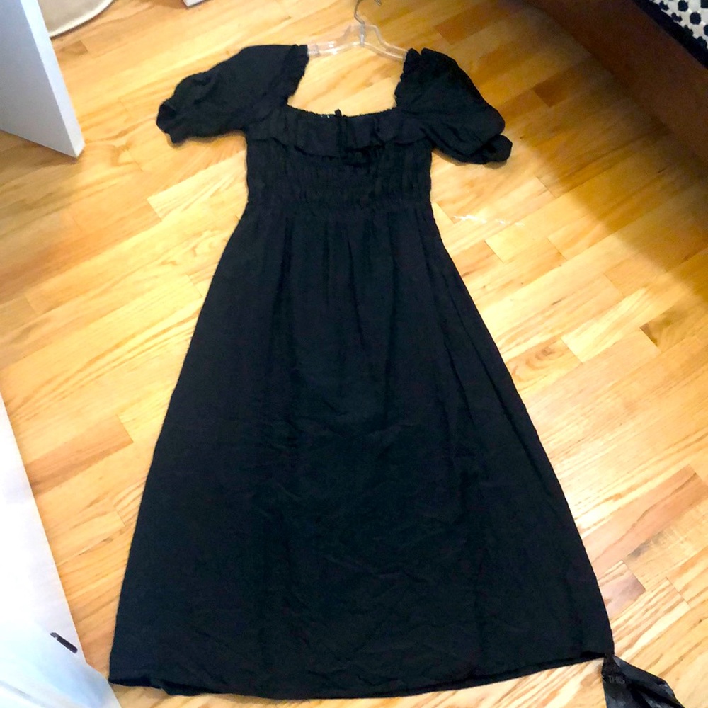 Lulus Size M cap sleeve nap dress